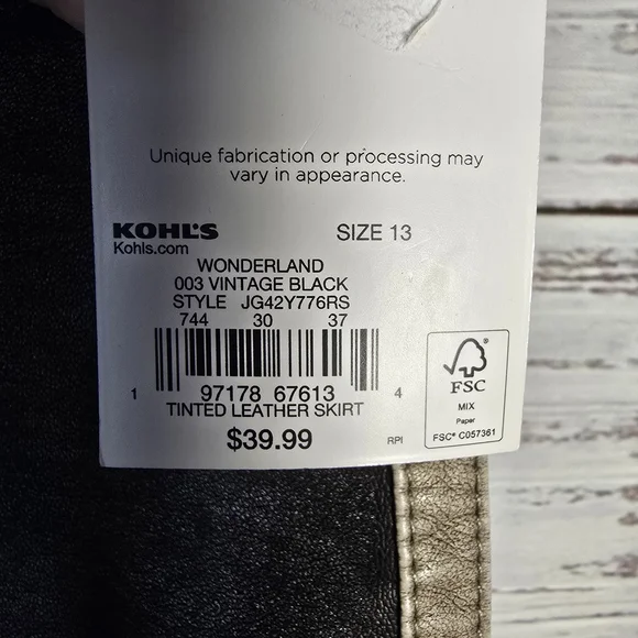 NWT SO Vintage Black Style Faux Leather Zip Front Mini Skirt Size 13 Juniors - Picture 5 of 5